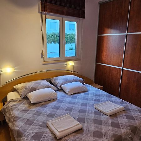 Apartmani Dodo Trogir Eksteriør billede