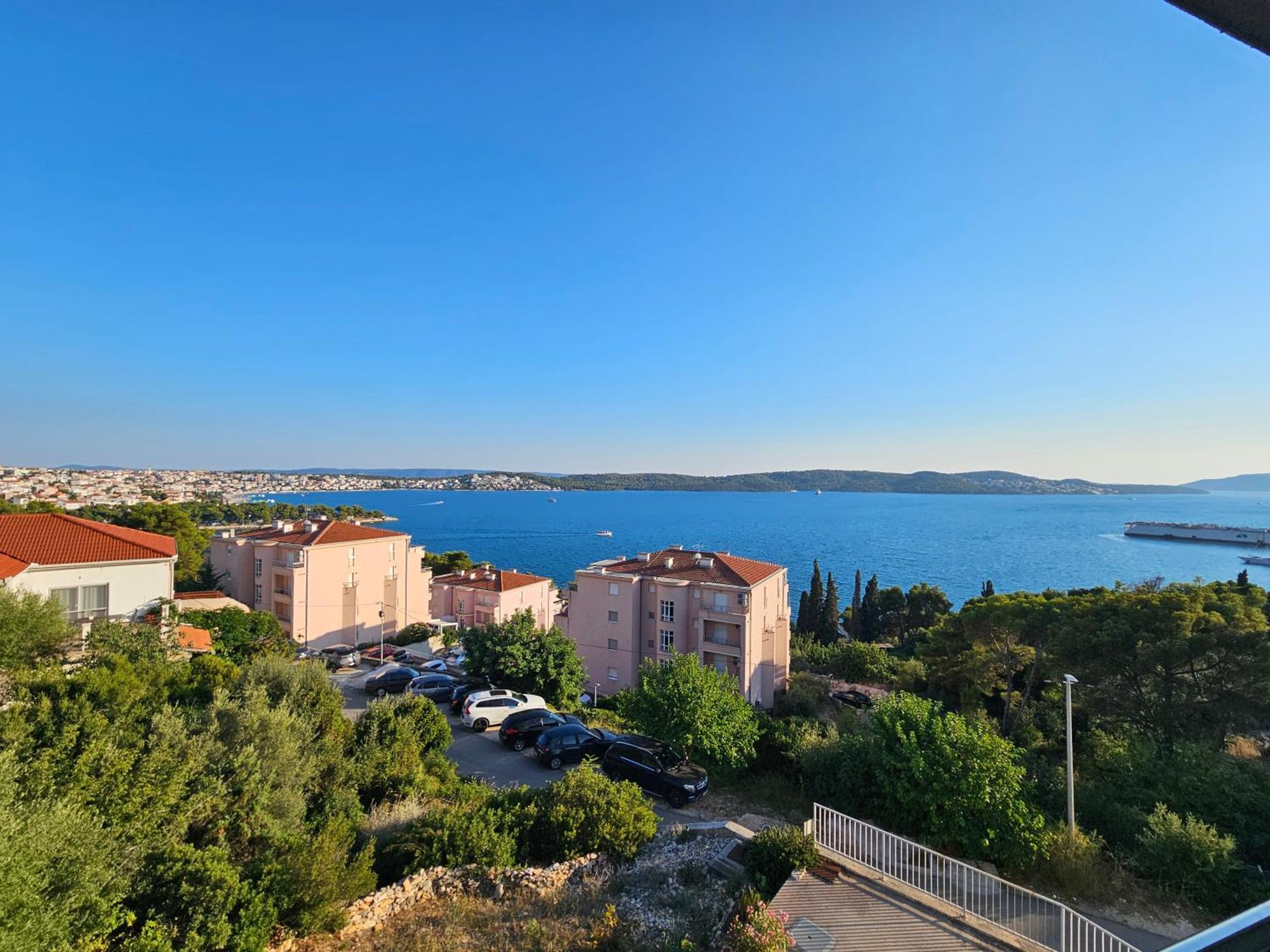 Apartmani Dodo Trogir Eksteriør billede