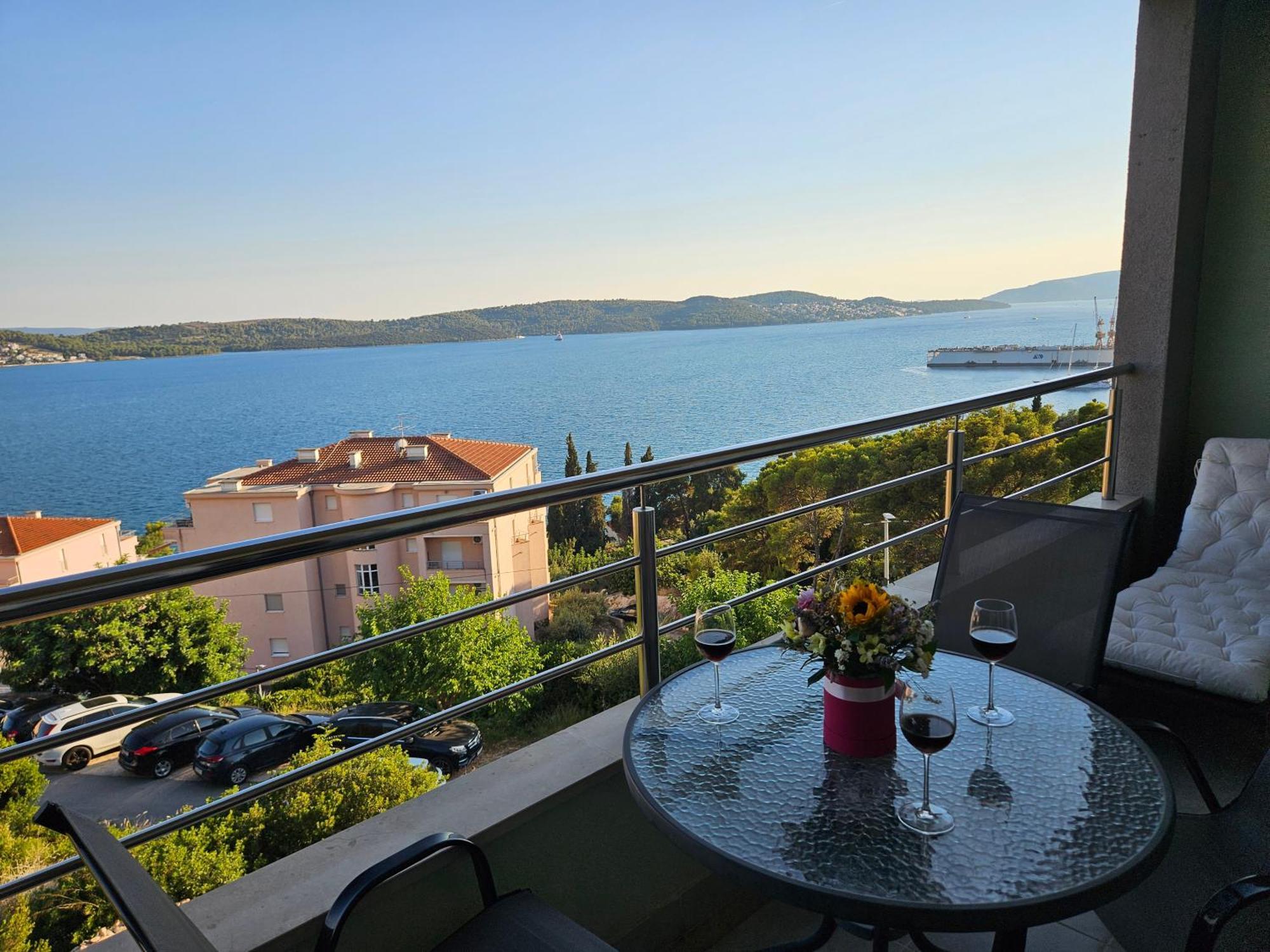 Apartmani Dodo Trogir Eksteriør billede
